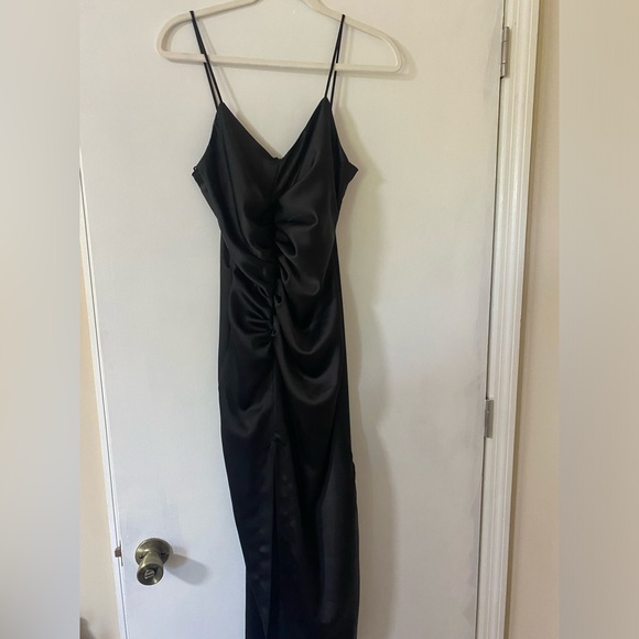Zara midi silk dress 🖤 worn once! - Picture 1 of 2
